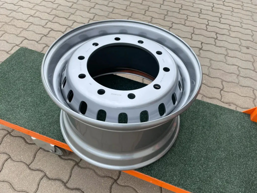 egyedi szinterezett felni