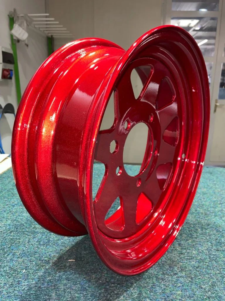 pirosra szinterezett felni