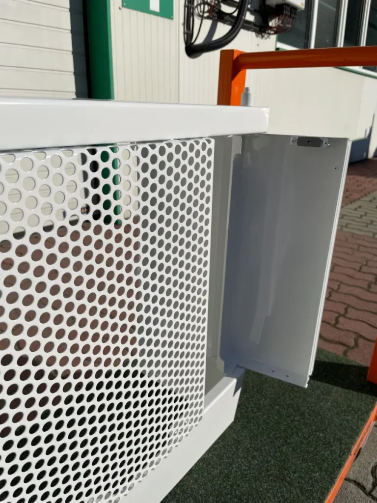 porfestett konvektor burkolat